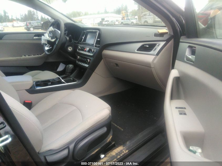 2018 HYUNDAI SONATA SE - 5NPE24AF5JH611981