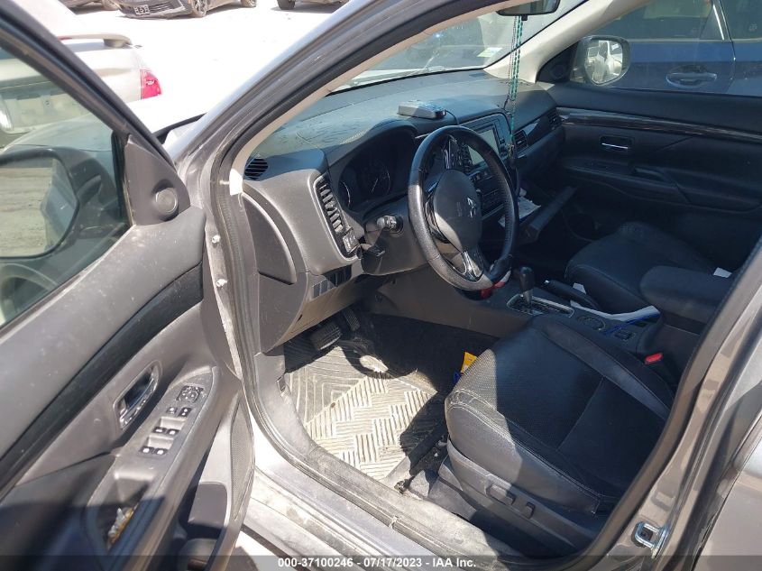 2016 MITSUBISHI OUTLANDER SE/SEL - JA4AD3A34GZ038396