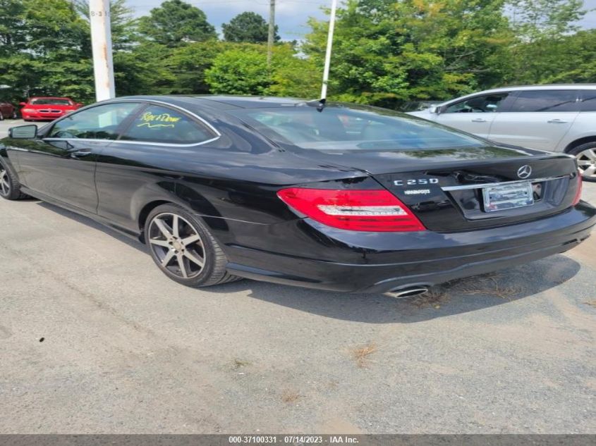 2015 MERCEDES-BENZ C WDDGJ4HB6FG355981