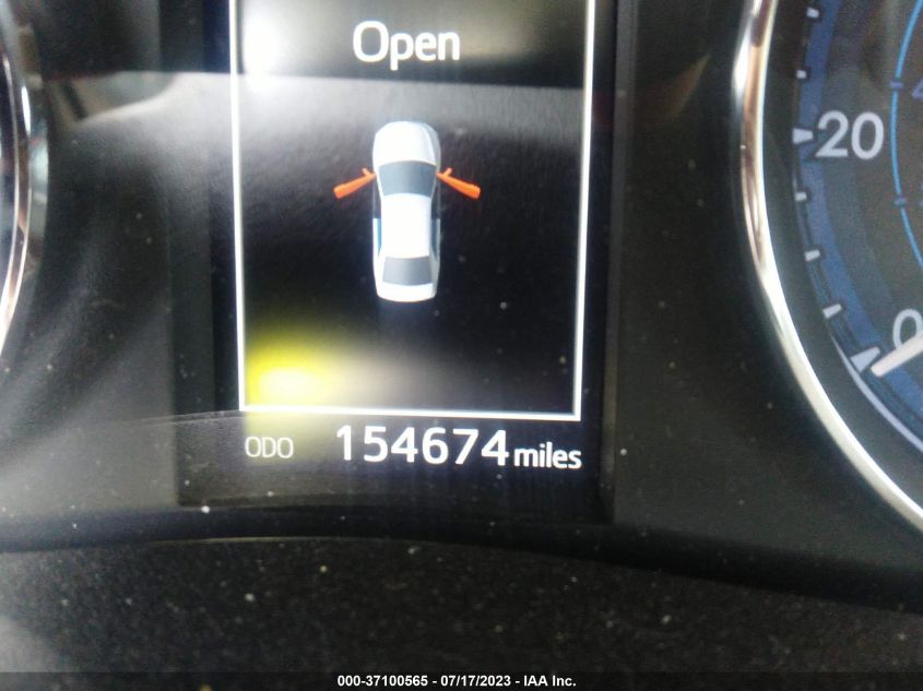 2019 TOYOTA COROLLA SE - 2T1BURHE8KC179298