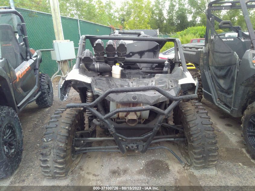 2018 CAN-AM MAVERICK X3 TURBO - 3JBVGAY40JK001628