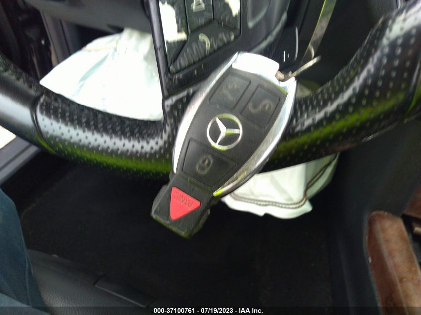 2013 MERCEDES-BENZ E 350 - WDDHF5KB4DA734028