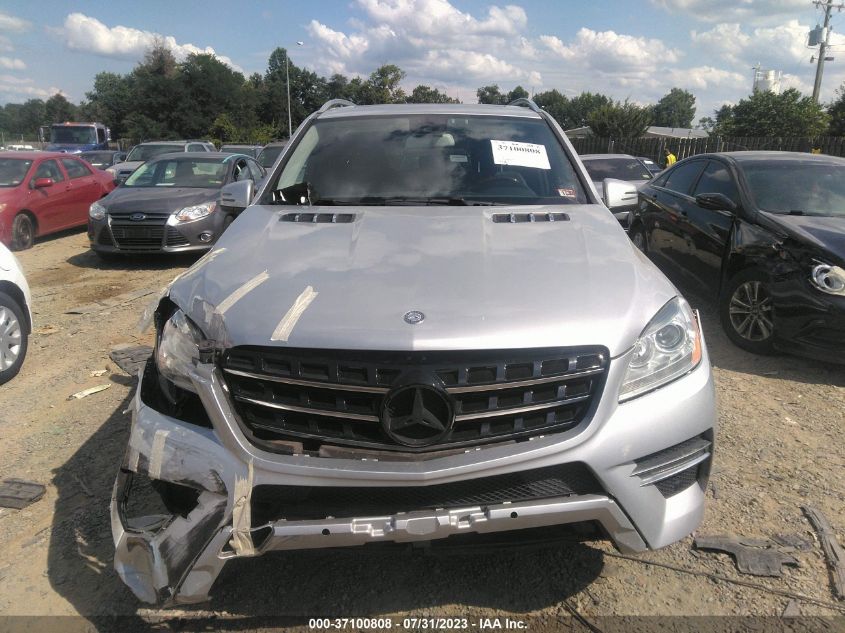 2015 MERCEDES-BENZ M-CLASS ML 400 - 4JGDA5GB6FA536985