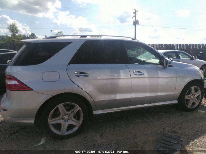 2015 MERCEDES-BENZ M-CLASS ML 400 - 4JGDA5GB6FA536985