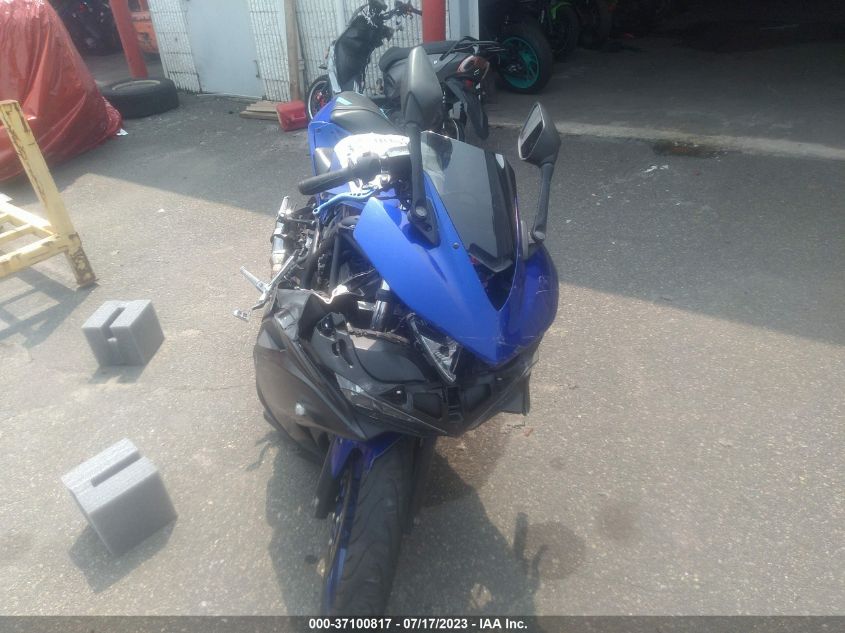 2015 YAMAHA YZFR3 MH3RH06Y7FK009791