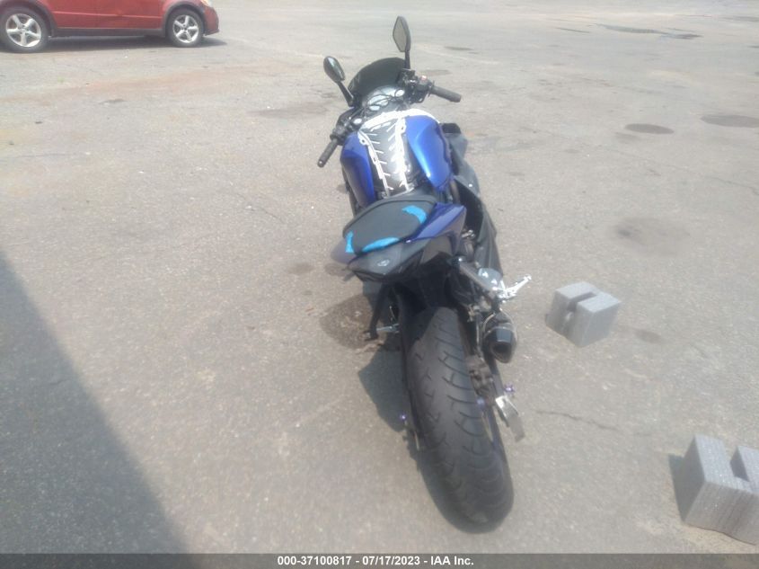 2015 YAMAHA YZFR3 MH3RH06Y7FK009791