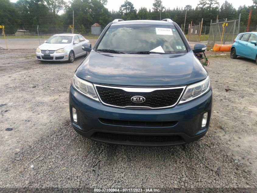 2015 KIA SORENTO LX - 5XYKT4A63FG597979