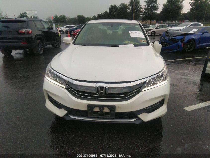 2017 HONDA ACCORD SEDAN EX-L - 1HGCR2F82HA223840