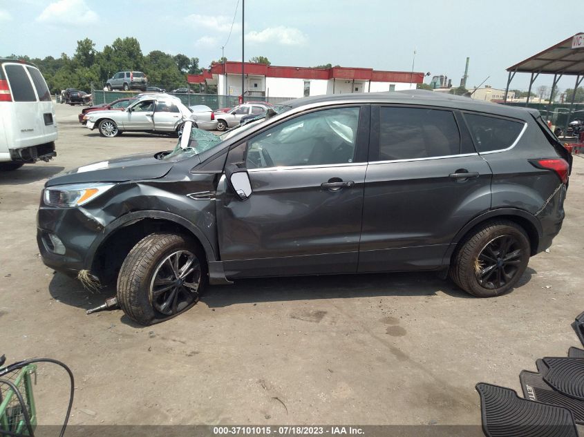 2019 FORD ESCAPE SE - 1FMCU9GD5KUA91496