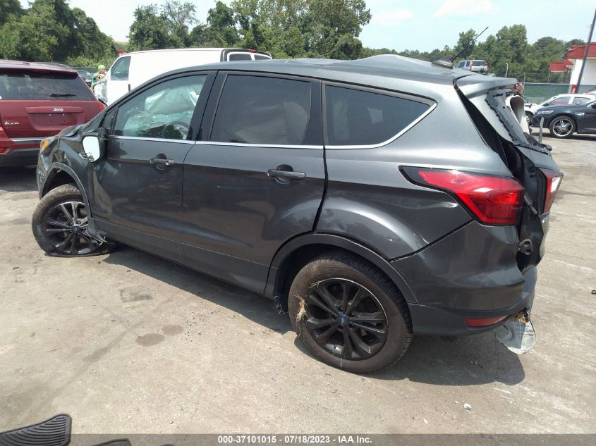 2019 FORD ESCAPE SE - 1FMCU9GD5KUA91496