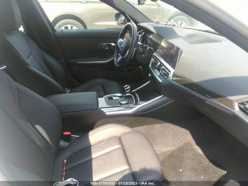 VIN 3MW5R7J0XM8B95536 2021 BMW 3 SERIES 330I XDRIVE