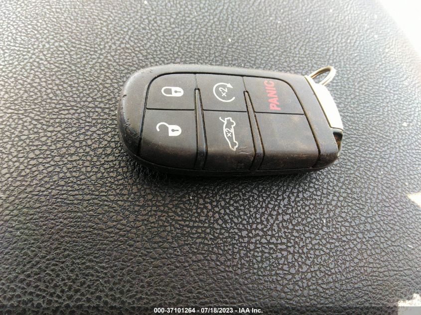 2017 CHRYSLER 300 S - 2C3CCAGG5HH552585