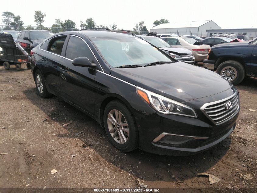 2017 HYUNDAI SONATA SE - 5NPE24AF3HH443154