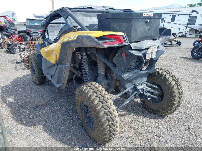 2017 CAN-AM MAVERICK X3 X DS TURBO R - 3JBVDAW25HK000978