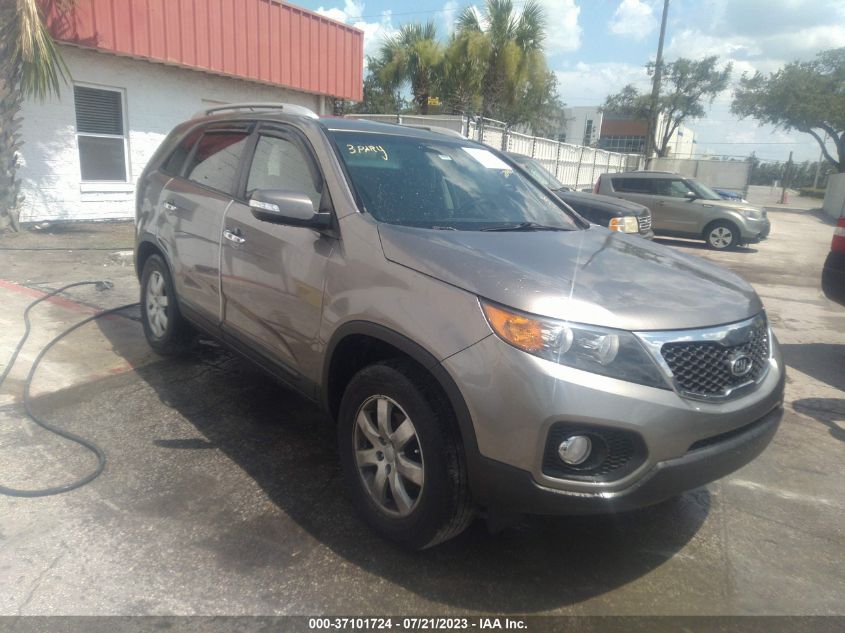 2013 KIA SORENTO LX - 5XYKT3A65DG380778