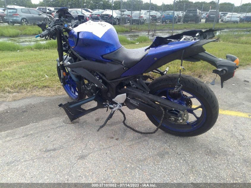 2023 YAMAHA YZFR3 A MH3RH18Y1PK009791
