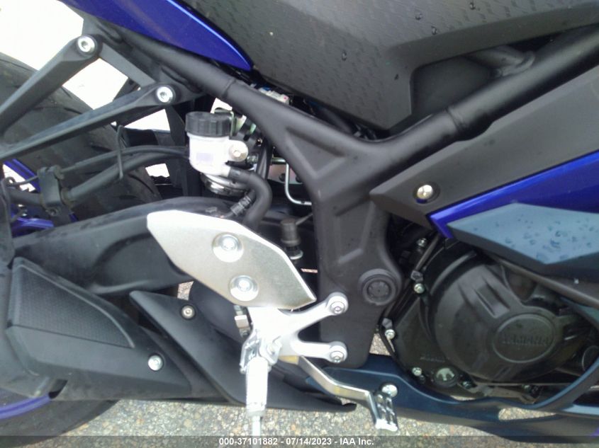2023 YAMAHA YZFR3 A MH3RH18Y1PK009791