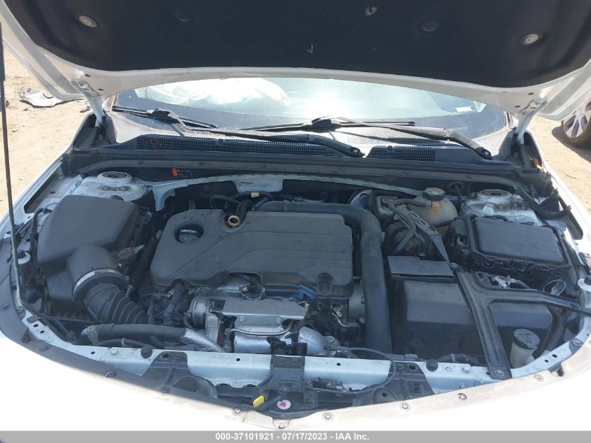 2018 CHEVROLET MALIBU LT - 1G1ZD5ST1JF190009