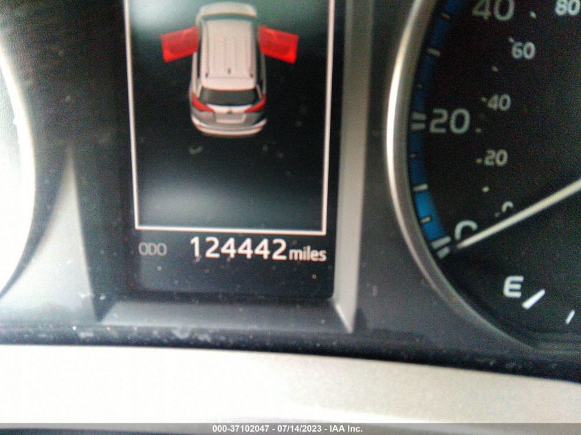 2017 TOYOTA RAV4 LE - 2T3BFREVXHW568599