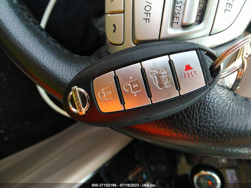 2016 NISSAN ROGUE SL - 5N1AT2MV6GC745000