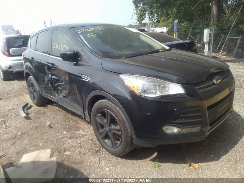 2015 FORD ESCAPE SE - 1FMCU9G98FUB46668