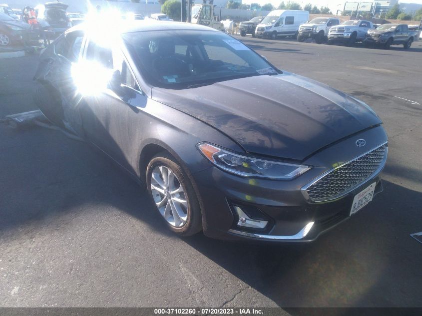 2019 FORD FUSION ENERGI TITANIUM - 3FA6P0SU6KR216305