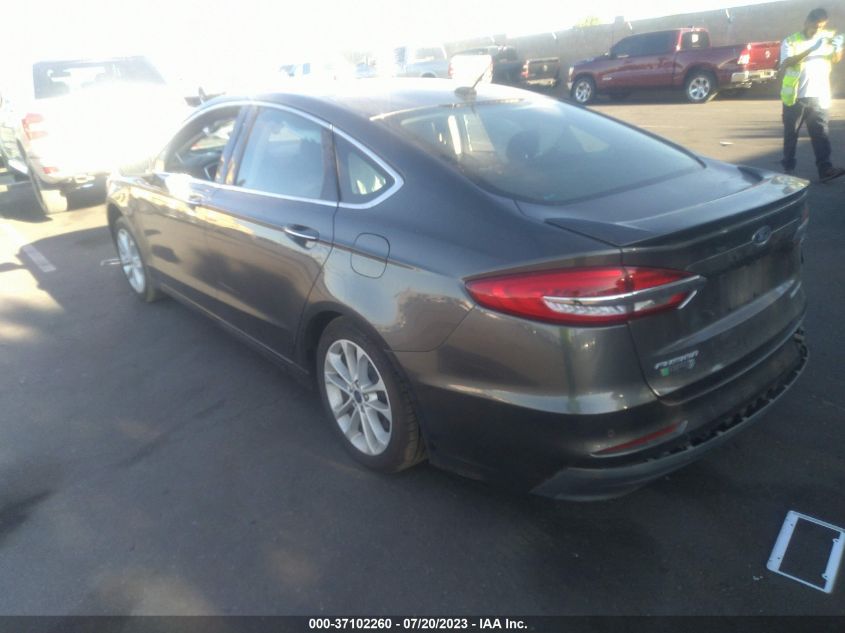 2019 FORD FUSION ENERGI TITANIUM - 3FA6P0SU6KR216305