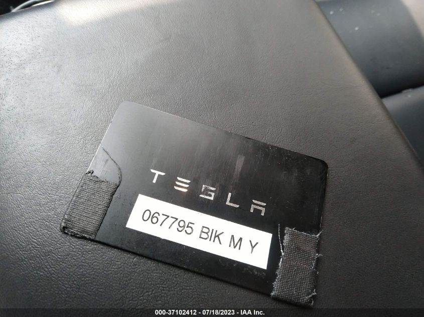 2021 TESLA MODEL Y LONG RANGE - 5YJYGDEE0MF067795