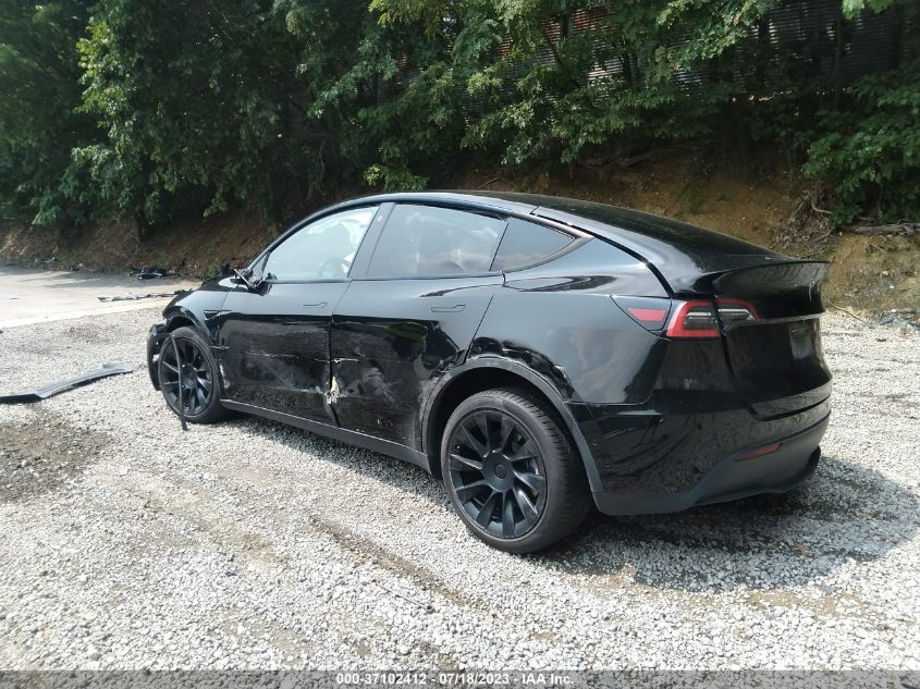 2021 TESLA MODEL Y LONG RANGE - 5YJYGDEE0MF067795