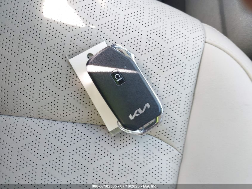 2022 KIA SORENTO HYBRID S KNDRG4LG3N5081248