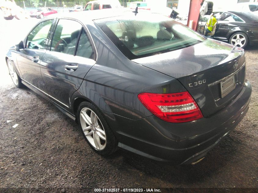 2014 MERCEDES-BENZ C-CLASS C 300 - WDDGF8AB2EG200894