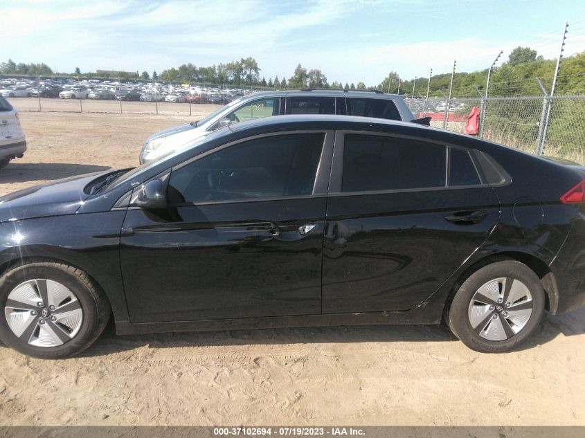 2021 HYUNDAI IONIQ HYBRID BLUE - KMHC65LC3MU261020