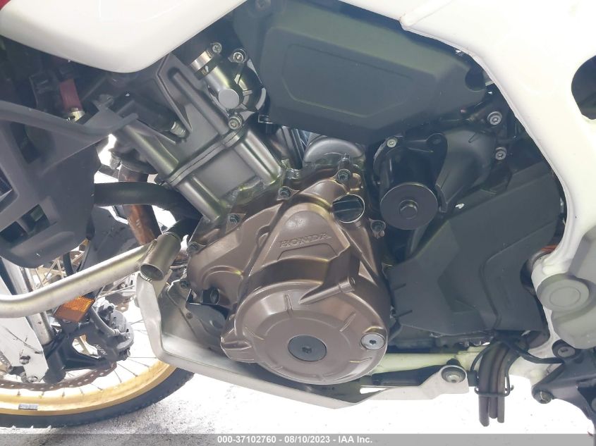 2018 HONDA CRF1000 D2 JH2SD0457JK200275