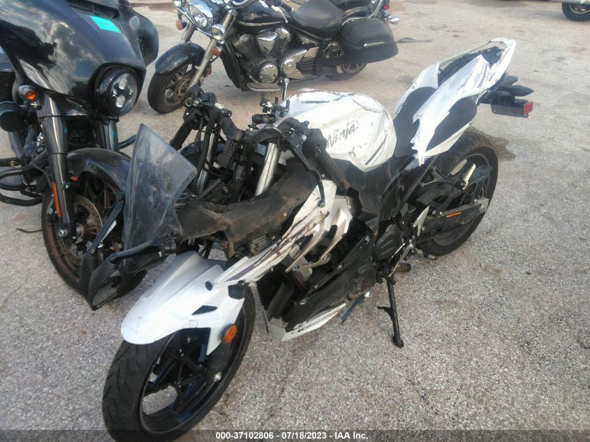 2023 KAWASAKI EX400 JKAEXKH16PDAR7473