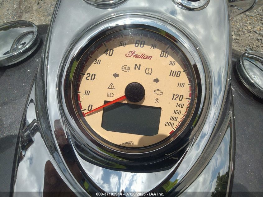 2017 INDIAN MOTORCYCLE CO. SPRINGFIELD 56KTHAAA2H3343027