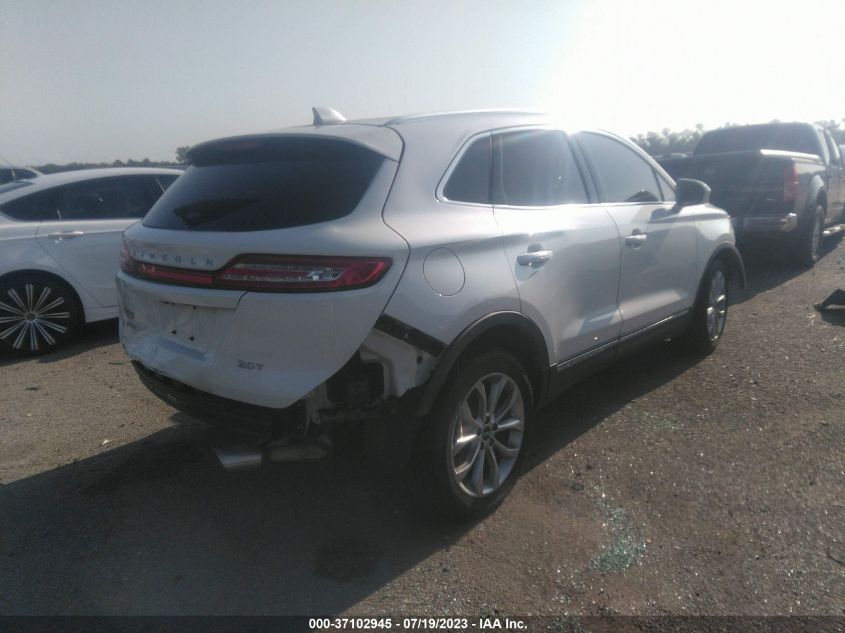 2017 LINCOLN MKC SELECT - 5LMCJ2C96HUL02034
