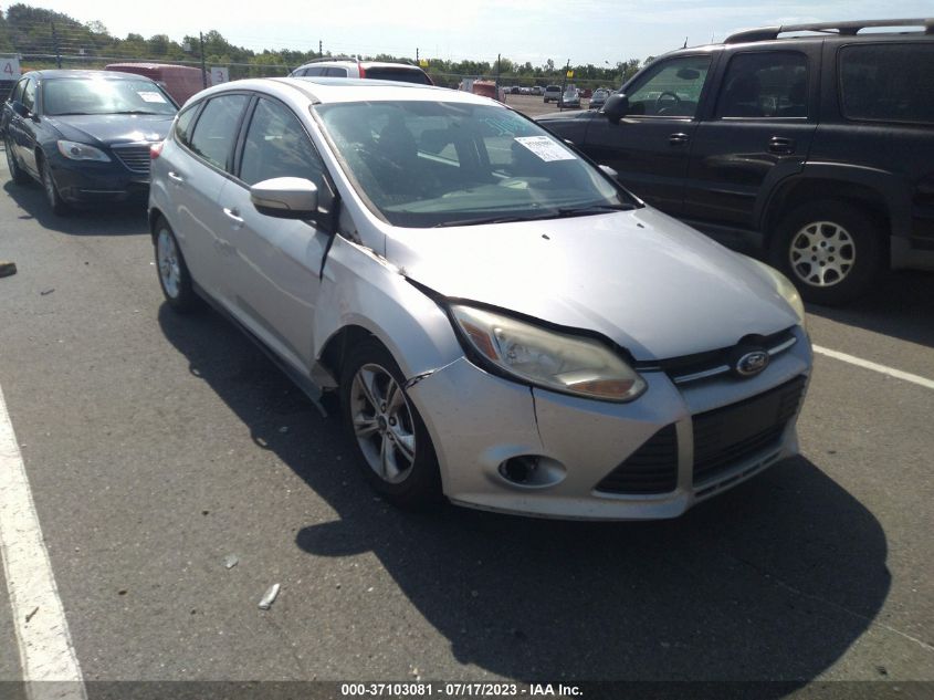 2014 FORD FOCUS SE - 1FADP3K26EL271976