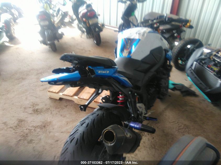 2015 SUZUKI GSX-S750 - JS1GR7NA8F2102720