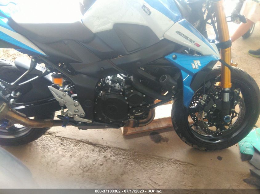 2015 SUZUKI GSX-S750 - JS1GR7NA8F2102720
