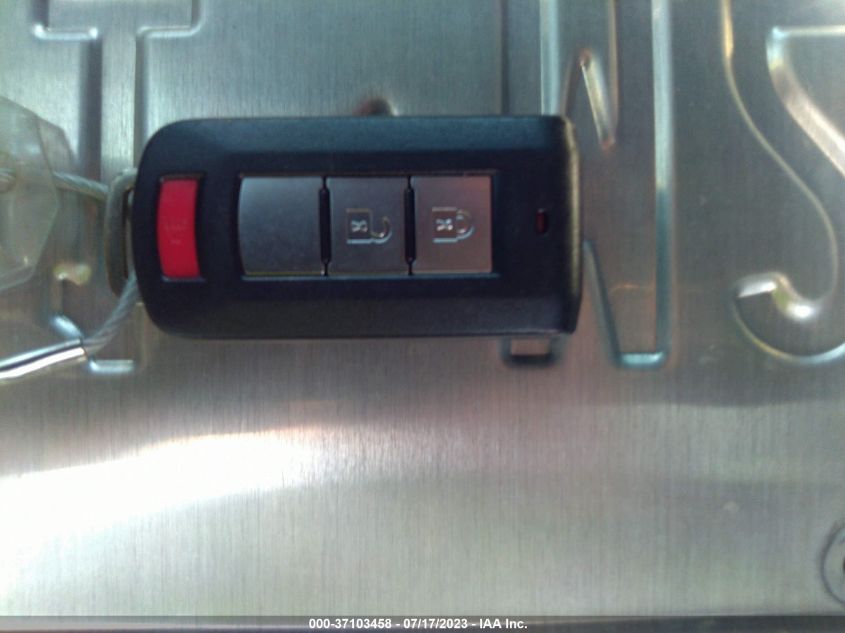 2020 MITSUBISHI OUTLANDER SE/SEL/LE/SP - JA4AD3A3XLJ001460