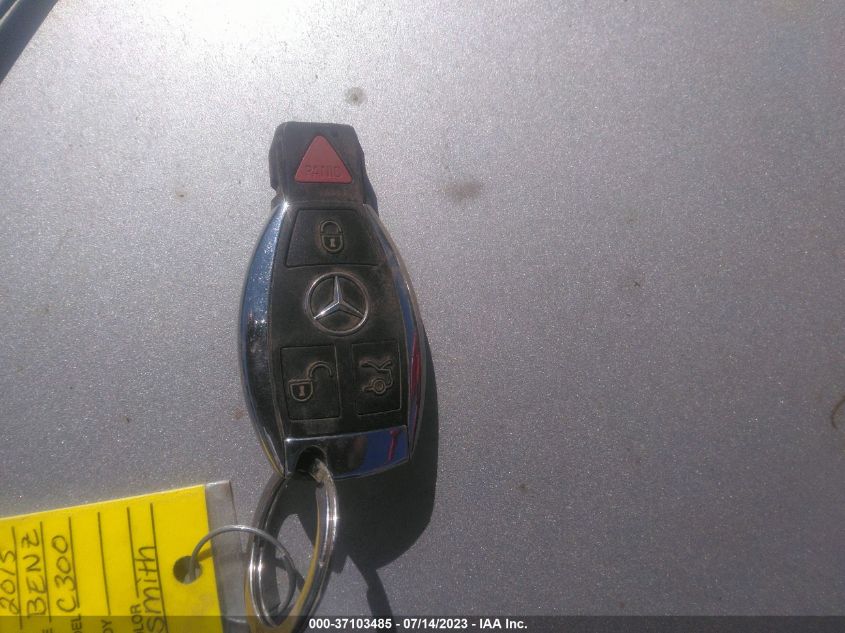 2015 MERCEDES-BENZ C-CLASS C 300 - 55SWF4KB1FU087415