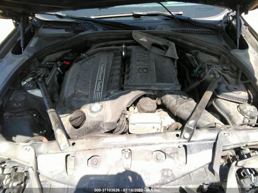 2015 BMW 5 SERIES 535I XDRIVE - WBA5B3C5XFD540897