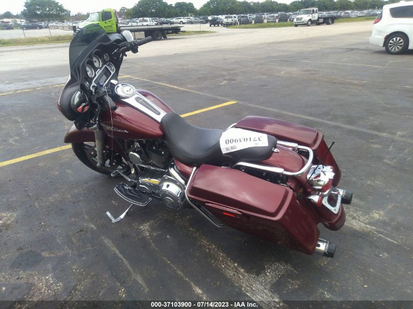 2008 HARLEY-DAVIDSON FLHX - 1HD1KB4128Y636377