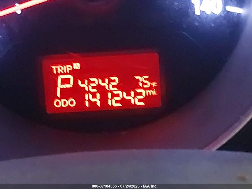 2013 KIA SOUL + - KNDJT2A61D7589258