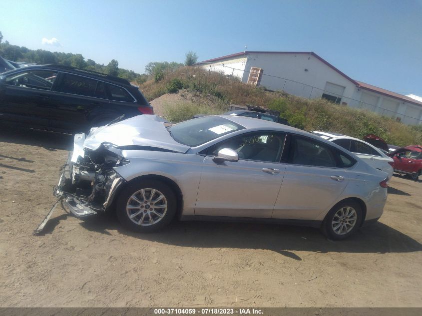 2016 FORD FUSION S - 3FA6P0G76GR261495