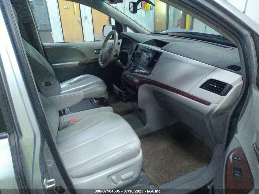 2014 TOYOTA SIENNA XLE/XLE AAS/LTD - 5TDYK3DC1ES467645