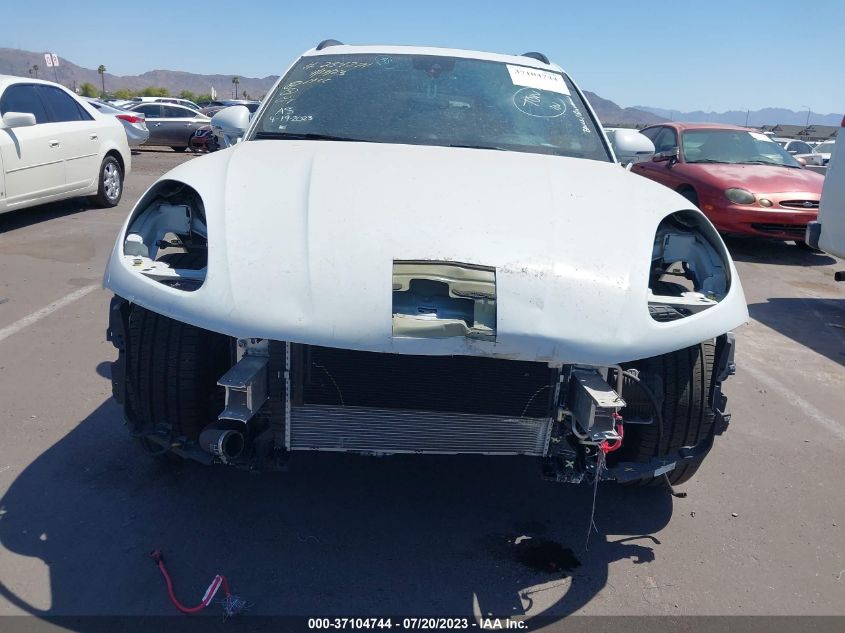 2022 PORSCHE MACAN - WP1AA2A52NLB06493