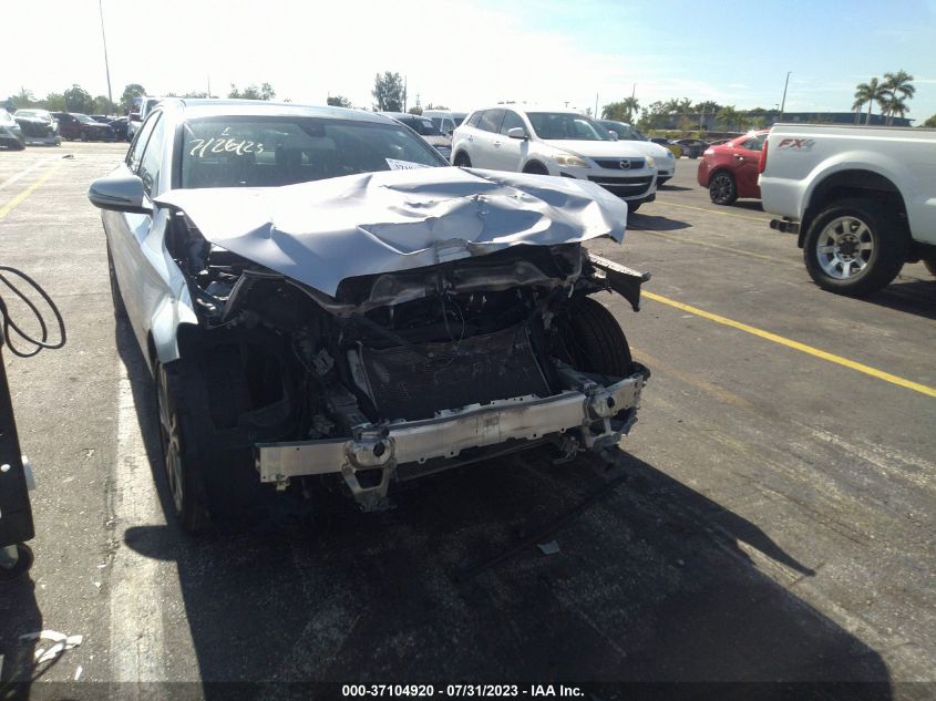 2016 MERCEDES-BENZ C-CLASS C 300 - 55SWF4JB1GU098580