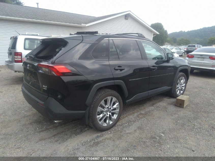 VIN 2T3A1RFV2NC289475 Toyota RAV4 XLE PREMIUM 2022 4