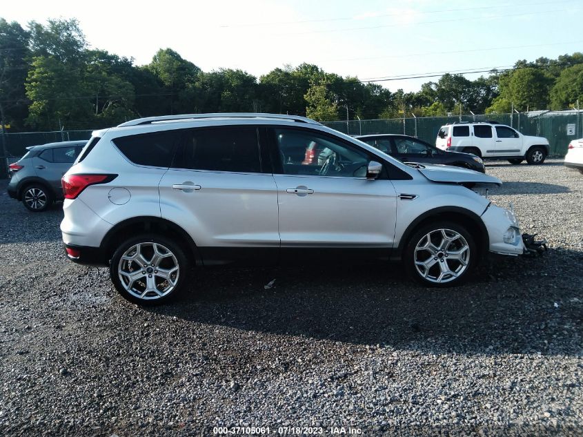 2019 FORD ESCAPE TITANIUM - 1FMCU9J94KUA15546